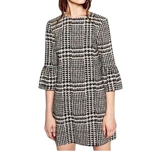 Zara Black & Cream Houndstooth Print Bell Ruffle Sleeve Shift Mini Dress - L